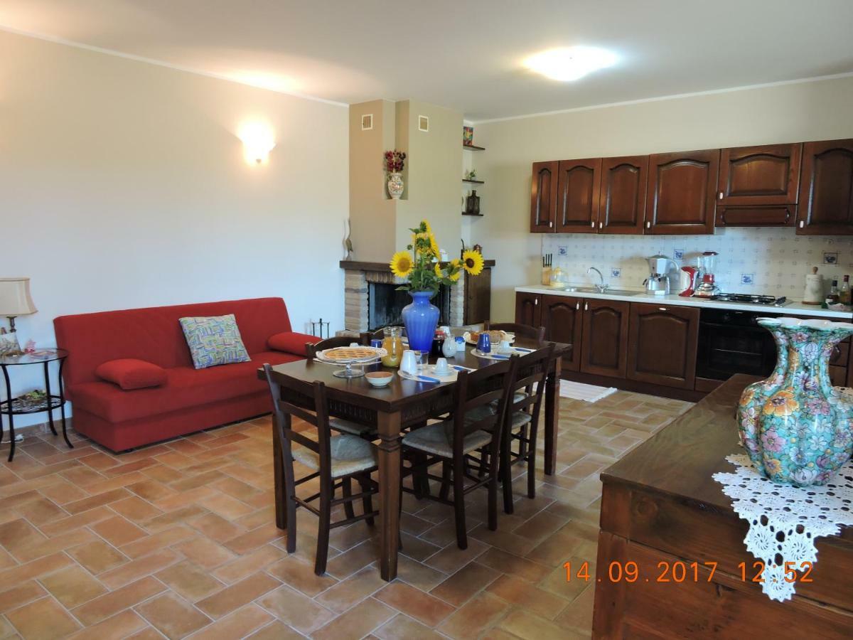 Casa Cardarella Pensionat Beroide Exteriör bild